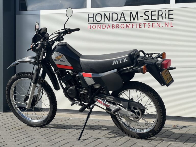 Honda MTX50 OT Met Zwitsers Blok 6 Bak En NL Bromfiets Kenteken